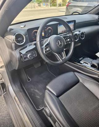 MERCEDES-BENZ CLA 200 usata, con Chiusura centralizzata