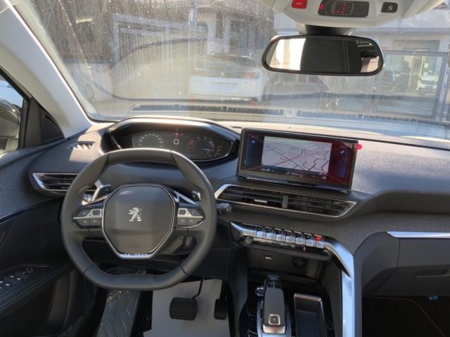 PEUGEOT 3008 usata, con Volante in pelle
