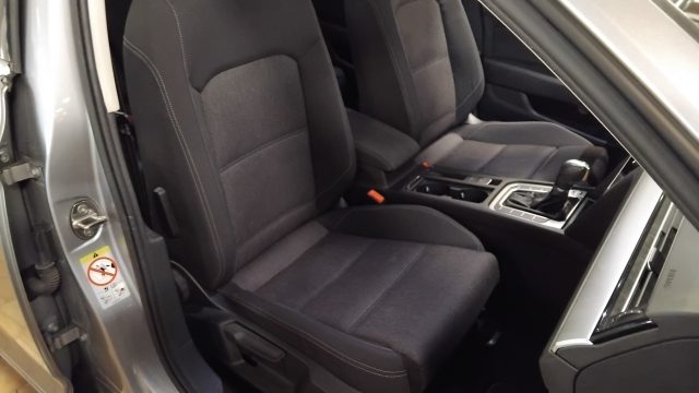 VOLKSWAGEN Passat Variant usata, con Fendinebbia