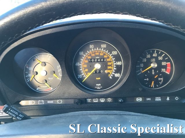 MERCEDES-BENZ SL 560 usata 33