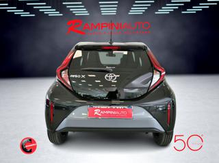 TOYOTA Aygo X usata 8