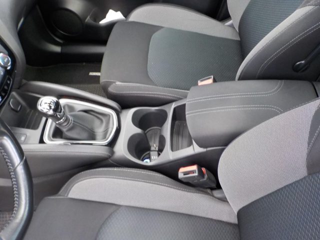 NISSAN Qashqai usata, con Sedile posteriore sdoppiato