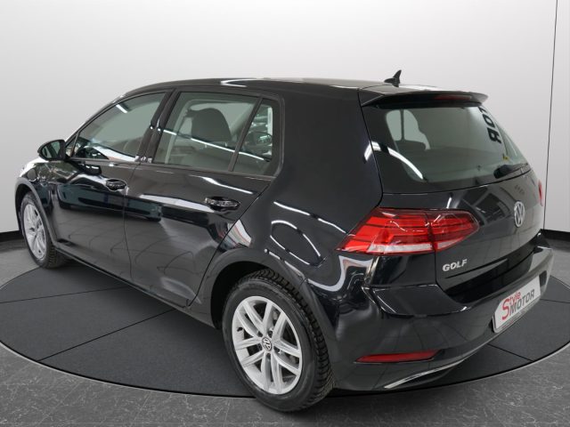 VOLKSWAGEN Golf usata, con Touch screen