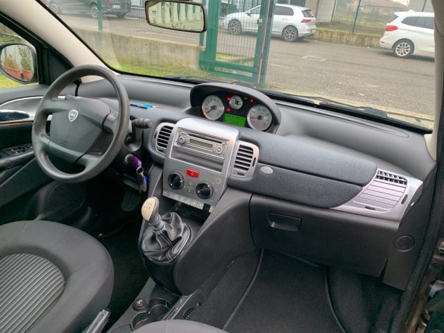 LANCIA Ypsilon usata, con Fendinebbia