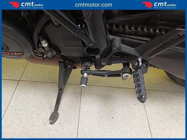 KTM 1290 Super Duke R usata 9