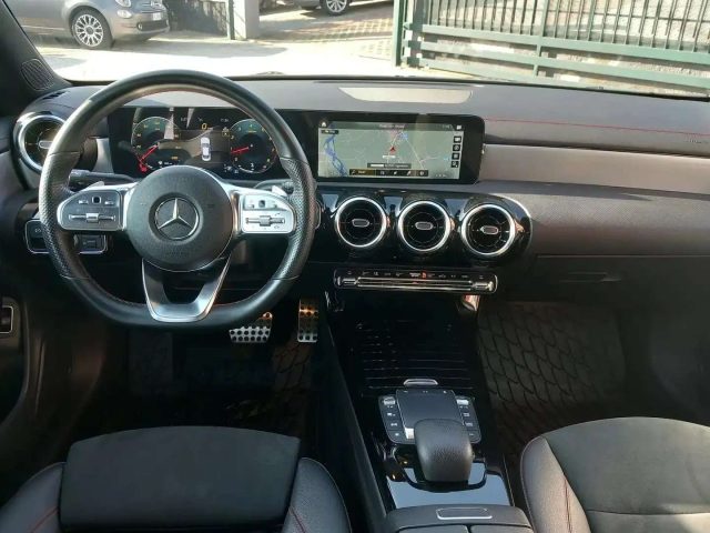 MERCEDES-BENZ CLA 250 usata, con Autoradio