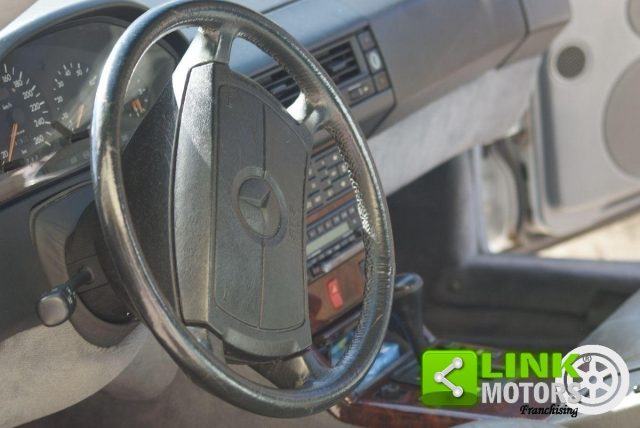 MERCEDES-BENZ SL 300 usata 12