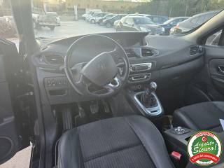 RENAULT Scenic usata, con Chiusura centralizzata