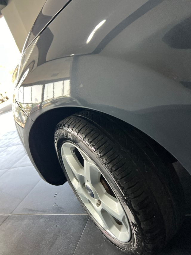 FORD Fiesta usata, con Fendinebbia