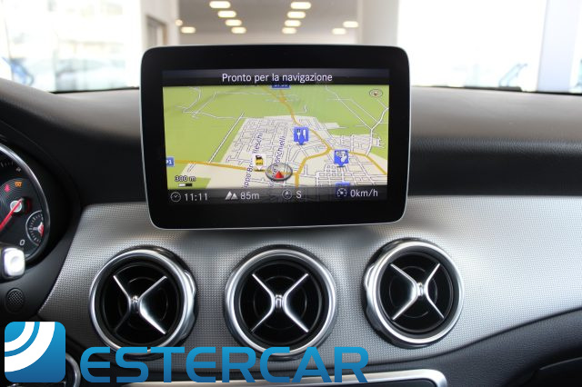 MERCEDES-BENZ GLA 180 usata, con Sensore di luce