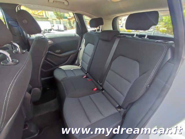 MERCEDES-BENZ B 180 usata, con Airbag testa