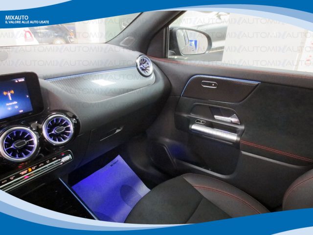 MERCEDES-BENZ GLA 200 usata, con Climatizzatore