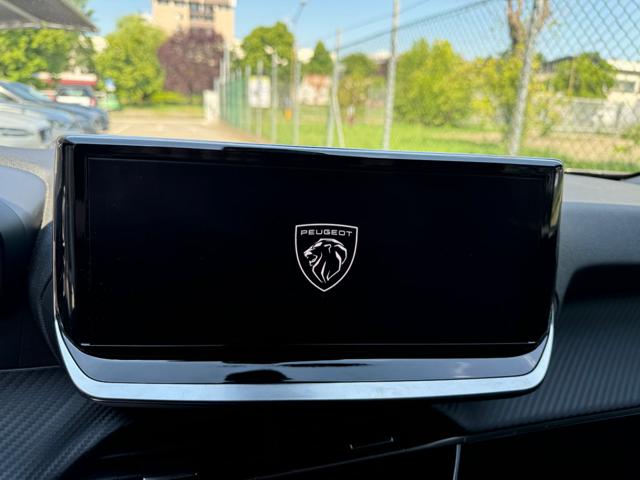 PEUGEOT 2008 usata, con Autoradio