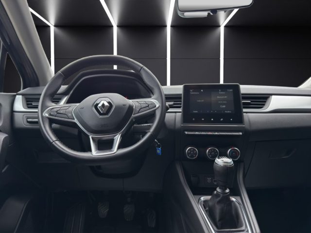 RENAULT Captur usata, con Volante in pelle