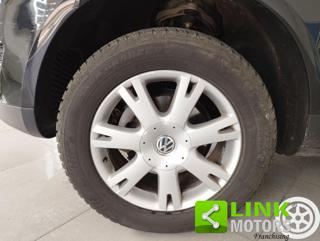 VOLKSWAGEN Touareg usata 21