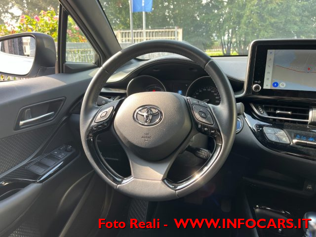 TOYOTA C-HR usata, con Autoradio
