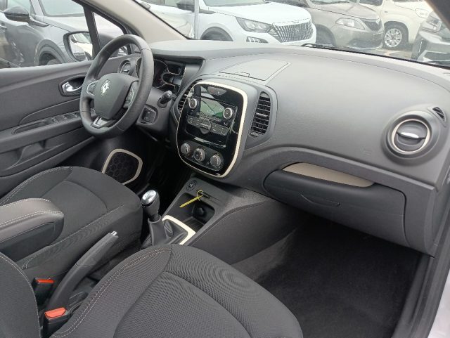 RENAULT Captur usata, con Sedile posteriore sdoppiato