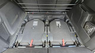 PEUGEOT 5008 usata, con Touch screen