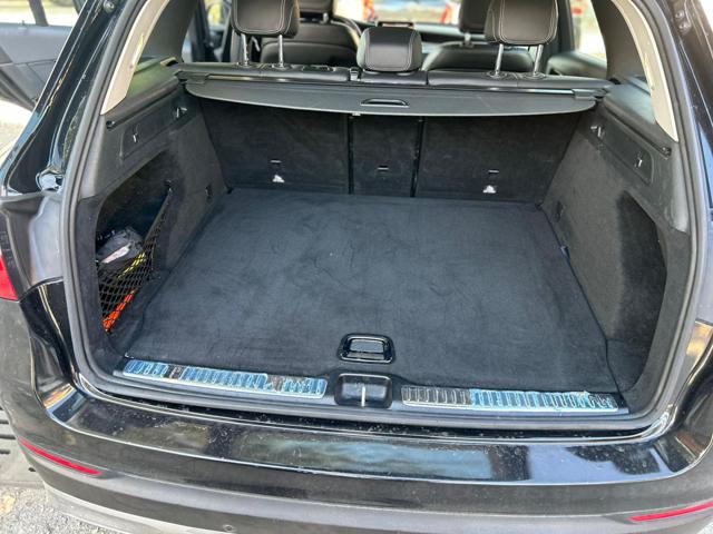 MERCEDES-BENZ GLC 220 usata 23