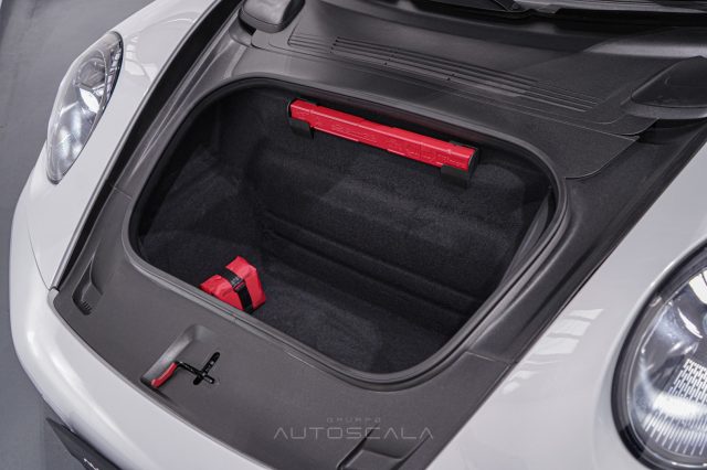 PORSCHE 992 usata 45