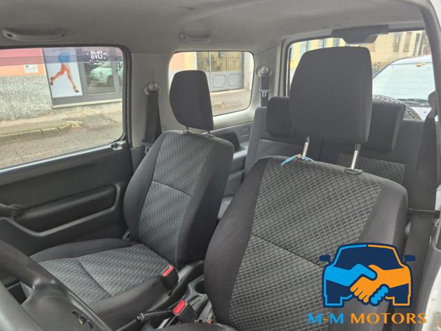 SUZUKI Jimny usata, con Servosterzo