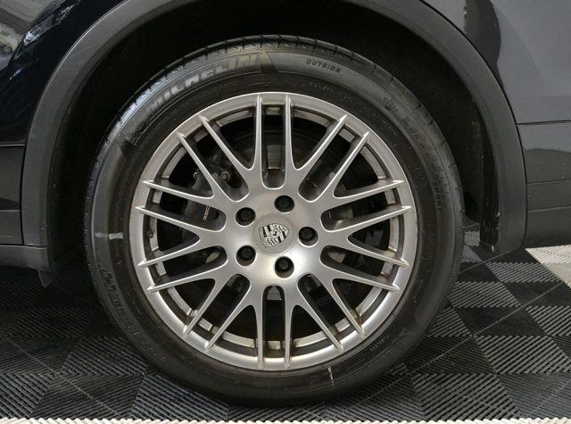 PORSCHE Cayenne usata, con Sedili riscaldati