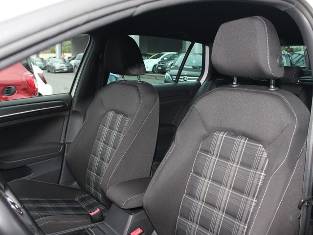VOLKSWAGEN Golf GTD usata, con ESP