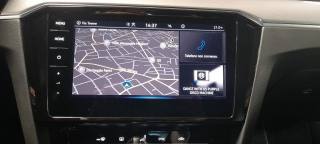 VOLKSWAGEN Passat usata 26