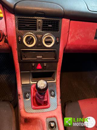 MERCEDES-BENZ SLK 200 usata, con Chiusura centralizzata