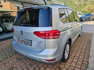 VOLKSWAGEN Touran usata, con Cerchi in lega