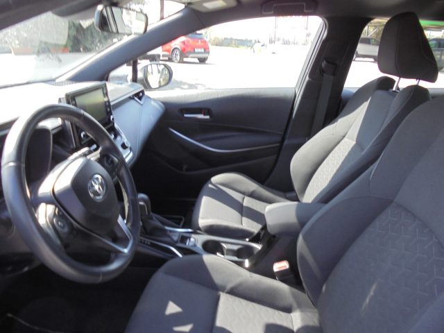 TOYOTA Corolla usata, con Bluetooth