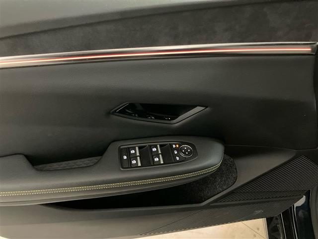 RENAULT Megane usata, con Sistema di riconoscimento della stanchezza