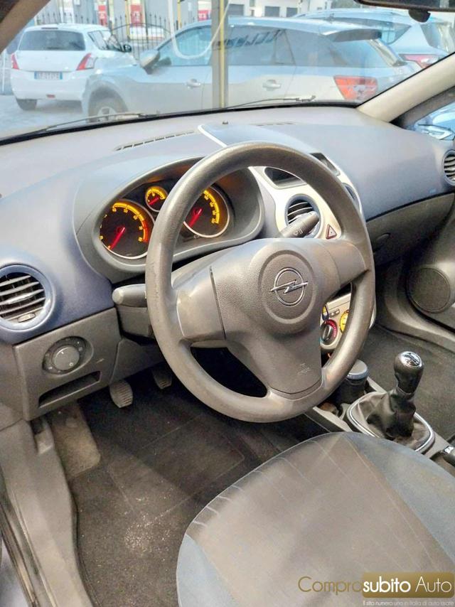 OPEL Corsa usata, con Cruise Control