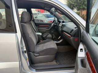 TOYOTA Land Cruiser usata, con MP3