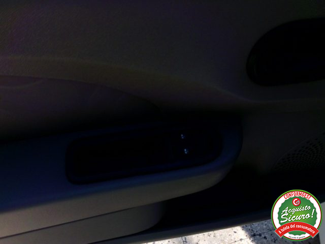 RENAULT Twingo usata, con Volante multifunzione