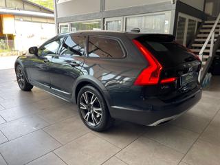 VOLVO V90 Cross Country usata, con Alzacristalli elettrici