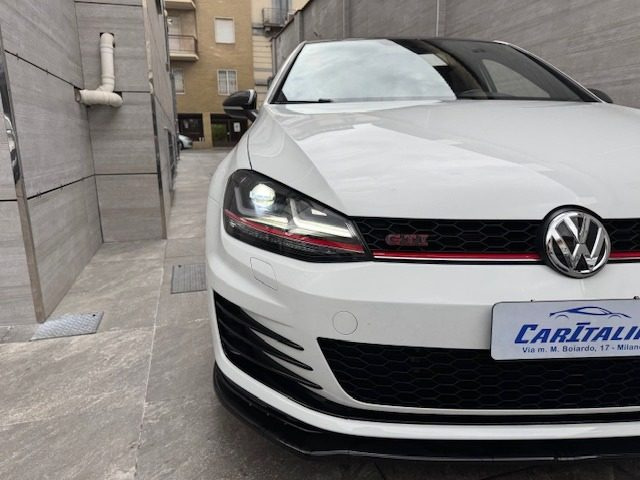 VOLKSWAGEN Golf GTI usata, con Autoradio
