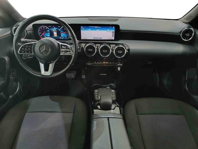 MERCEDES-BENZ CLA 180 usata, con Climatizzatore