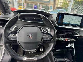 PEUGEOT 2008 usata, con Fari Xenon