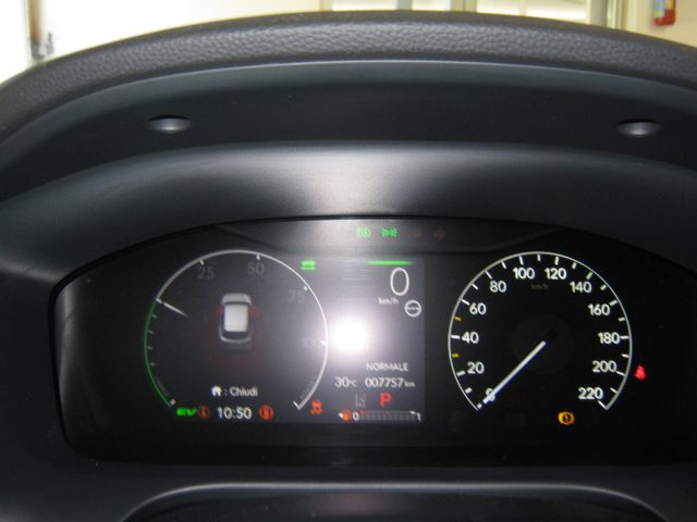 HONDA ZR-V usata, con Autoradio digitale