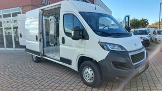 PEUGEOT Boxer usata, con Bracciolo