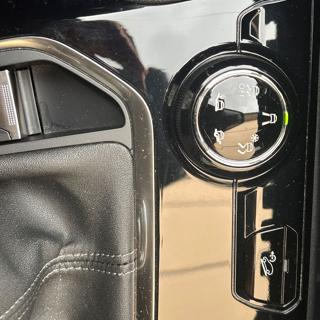 PEUGEOT 3008 usata, con Climatizzatore