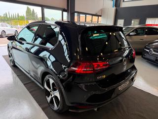 VOLKSWAGEN Golf GTI usata, con Autoradio
