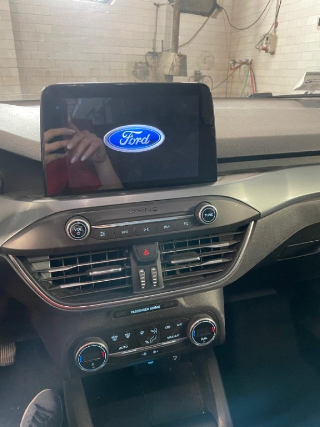 FORD Focus usata, con Servosterzo