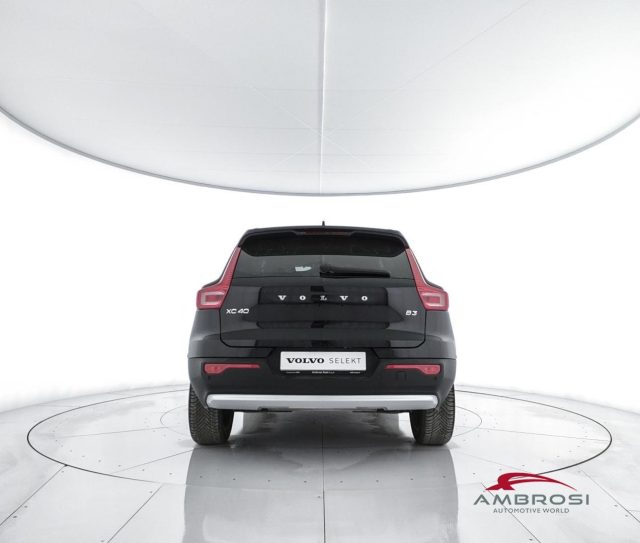 VOLVO XC40 usata 5