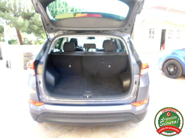 HYUNDAI Tucson usata, con Sensori di parcheggio anteriori