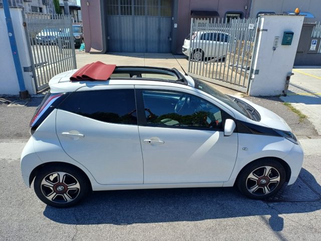 TOYOTA Aygo usata, con Controllo trazione