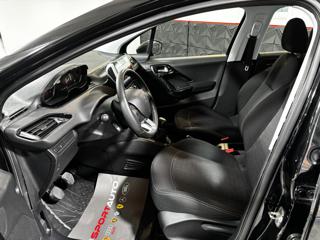 PEUGEOT 208 usata, con Autoradio