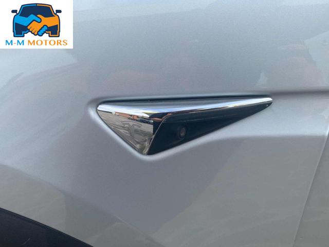 TESLA Model X usata, con Park Distance Control