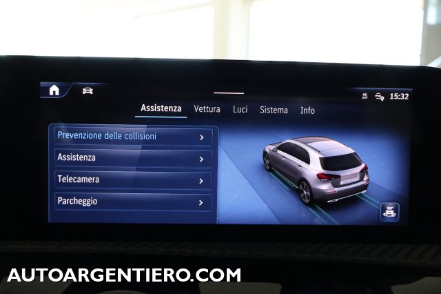 MERCEDES-BENZ A 180 usata, con Sistema di navigazione